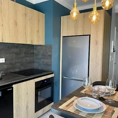 71m2 Two Bedrooms Apartment, 10 Minutes From Airport And Downtown, Free Parking Apartment Ajaccio (Corsica)